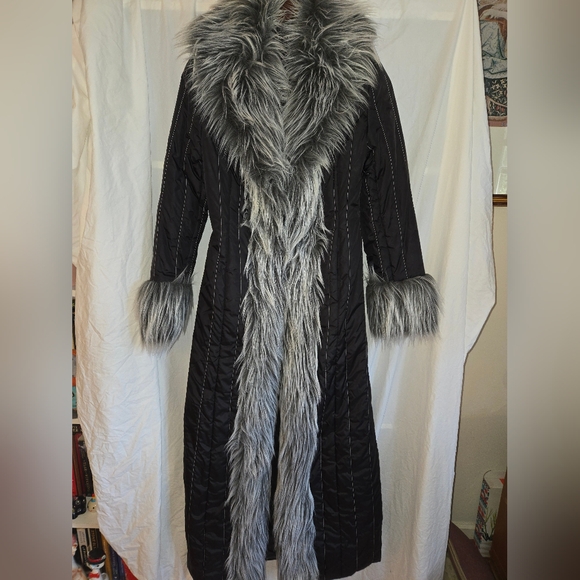 Amazing Vintage Bebe Penny Lane Y2K Faux Fur Puffer Coat XS - Picture 1 of 3